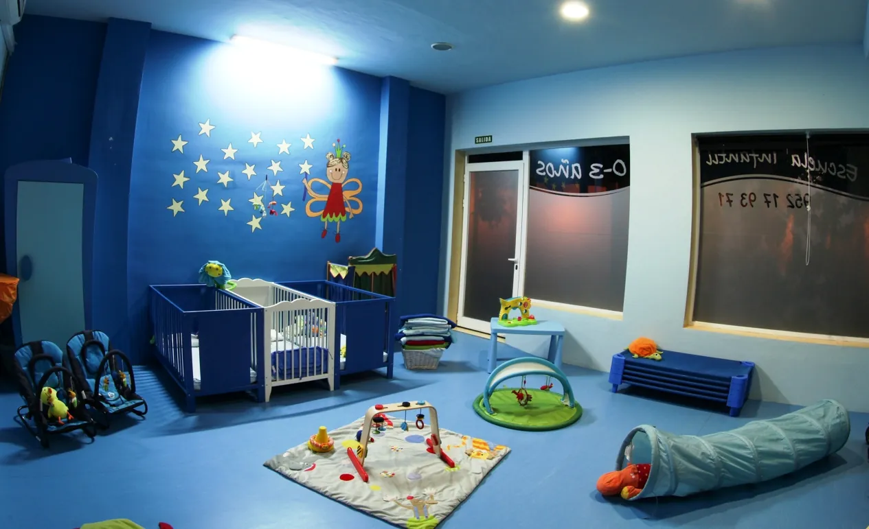 Aula principal de la escuela infantil El Planeta de Lulú, Calle Chaparral 38, Málaga